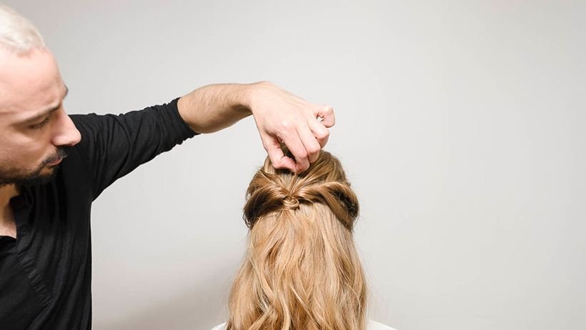 Illustration for Summer Bohemian Rolls Tutorial Kerastase